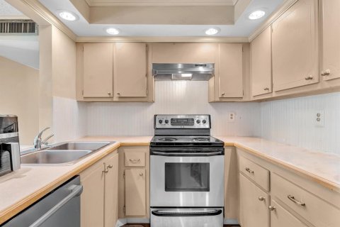 Condo in Fort Lauderdale, Florida, 2 bedrooms № 2247830 - photo 3