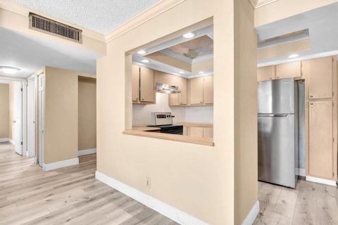 Condo in Fort Lauderdale, Florida, 2 bedrooms № 2247830 - photo 24