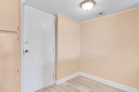 Condo in Fort Lauderdale, Florida, 2 bedrooms № 2247830 - photo 20