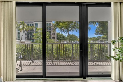 Condo in Fort Lauderdale, Florida, 2 bedrooms № 2247830 - photo 8
