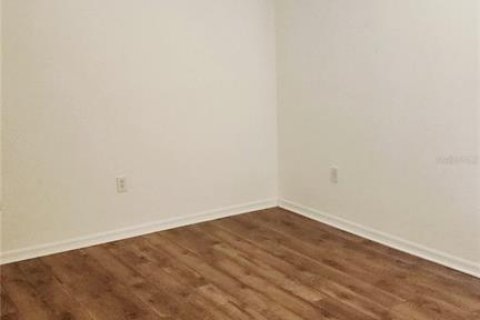 Casa en alquiler en Port Charlotte, Florida, 4 dormitorios, 208.01 m2 № 1895035 - foto 13