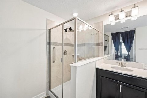 House in Orlando, Florida 5 bedrooms, 245.08 sq.m. № 1910078 - photo 19