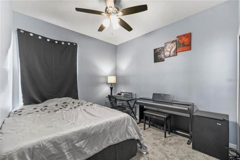 House in Orlando, Florida 5 bedrooms, 245.08 sq.m. № 1910078 - photo 6