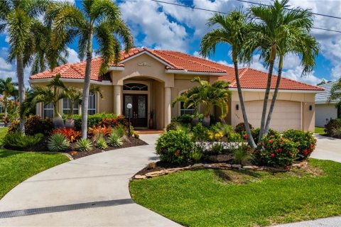 Villa ou maison à Punta Gorda, Floride 3 chambres, 207.64 m2 № 2101604
