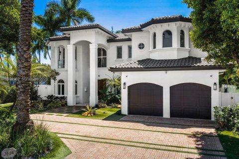 House in Fort Lauderdale, Florida 6 bedrooms, 429.39 sq.m. № 2068859 - photo 11