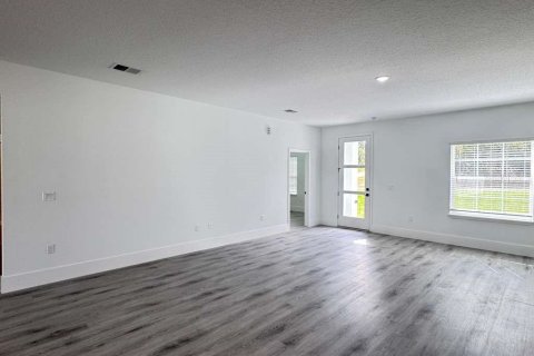 House in Citrus Springs, Florida 4 bedrooms, 164.81 sq.m. № 2378987 - photo 8