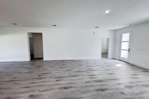 House in Citrus Springs, Florida 4 bedrooms, 164.81 sq.m. № 2378987 - photo 7