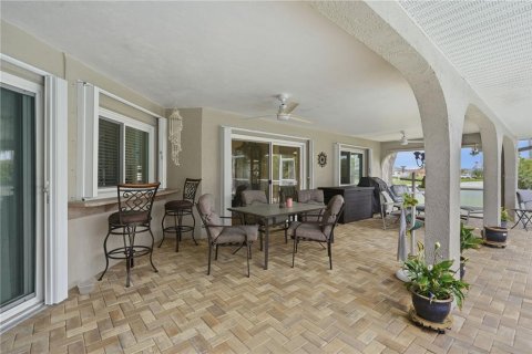 Casa en venta en Punta Gorda, Florida, 3 dormitorios, 207.73 m2 № 2258262 - foto 20