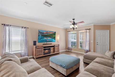 Villa ou maison à vendre à Land O' Lakes, Floride: 5 chambres, 198.63 m2 № 1851586 - photo 8