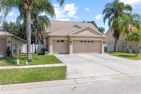 Villa ou maison à vendre à Land O' Lakes, Floride: 5 chambres, 198.63 m2 № 1851586 - photo 3