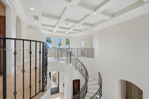 Villa ou maison à vendre à Pompano Beach, Floride: 6 chambres, 401.52 m2 № 1985703 - photo 18