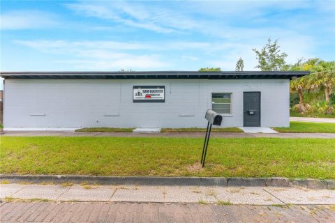 Propiedad comercial en venta en Sanford, Florida, 113.25 m2 № 1827281 - foto 4