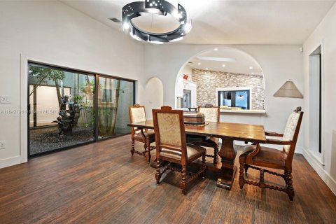 Casa en venta en Homestead, Florida, 4 dormitorios, 244.89 m2 № 1839095 - foto 8