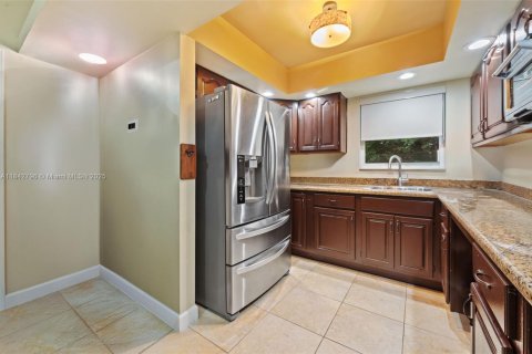 Casa en venta en Homestead, Florida, 4 dormitorios, 244.89 m2 № 1839095 - foto 24