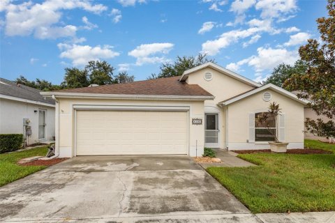House in Lake Wales, Florida 3 bedrooms, 162.02 sq.m. № 1873817 - photo 1