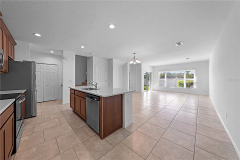 Adosado en venta en Kissimmee, Florida, 4 dormitorios, 174.28 m2 № 2205292 - foto 16
