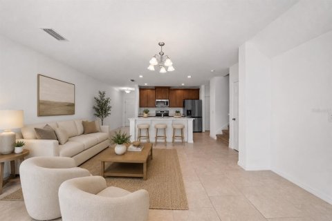 Adosado en venta en Kissimmee, Florida, 4 dormitorios, 174.28 m2 № 2205292 - foto 13