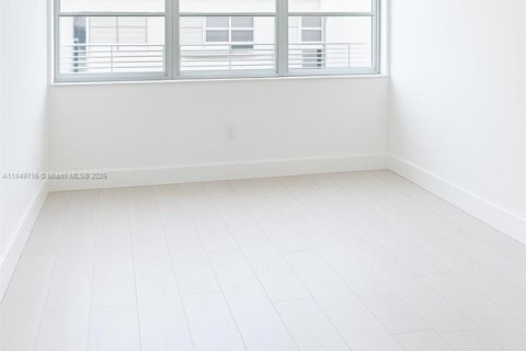 Купить кондоминиум в Майами-Бич, Флорида 1 спальня, 67.82м2, № 1957774 - фото 15