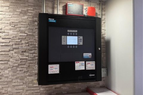 Купить кондоминиум в Майами-Бич, Флорида 1 спальня, 67.82м2, № 1957774 - фото 23