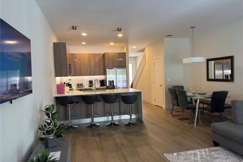 Touwnhouse à vendre à Clermont, Floride: 3 chambres, 172.05 m2 № 2419829 - photo 9