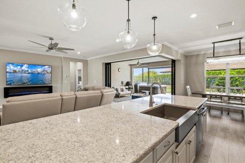 Casa en venta en Sarasota, Florida, 5 dormitorios, 323.3 m2 № 1751965 - foto 14