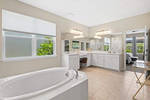 Casa en venta en Sarasota, Florida, 5 dormitorios, 323.3 m2 № 1751965 - foto 26