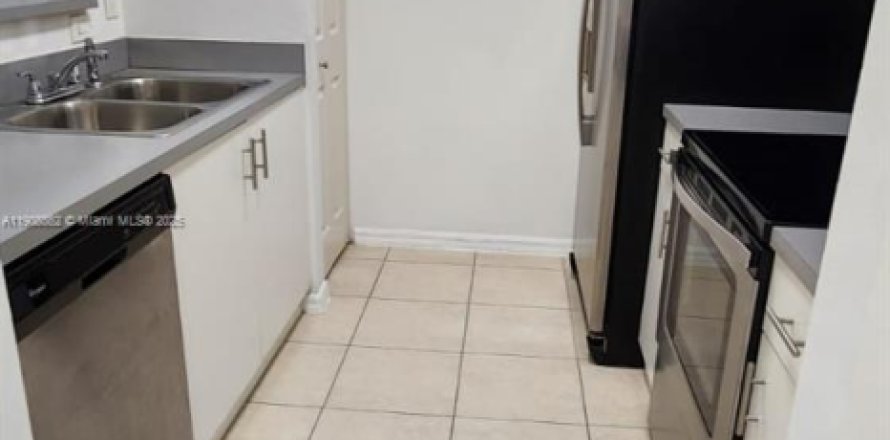 Condo à Miramar, Floride, 1 chambre № 1964691