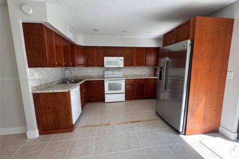 Adosado en alquiler en Palm Beach Gardens, Florida, 3 dormitorios, 132.85 m2 № 1929679 - foto 2