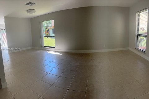 Adosado en alquiler en Palm Beach Gardens, Florida, 3 dormitorios, 132.85 m2 № 1929679 - foto 7