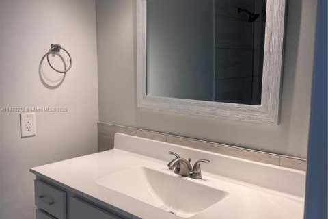 Adosado en alquiler en Palm Beach Gardens, Florida, 3 dormitorios, 132.85 m2 № 1929679 - foto 11