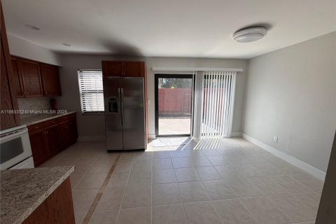 Adosado en alquiler en Palm Beach Gardens, Florida, 3 dormitorios, 132.85 m2 № 1929679 - foto 5