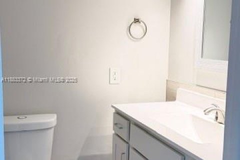 Adosado en alquiler en Palm Beach Gardens, Florida, 3 dormitorios, 132.85 m2 № 1929679 - foto 14