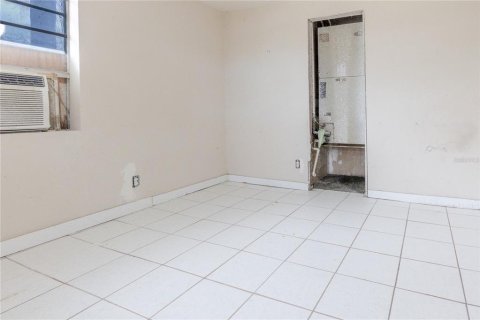 Casa en venta en Wauchula, Florida, 7 dormitorios, 288.46 m2 № 1559833 - foto 14