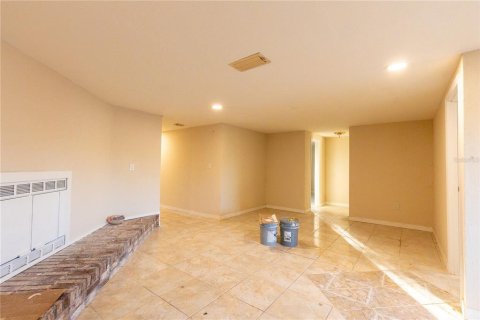 Casa en venta en Wauchula, Florida, 7 dormitorios, 288.46 m2 № 1559833 - foto 9