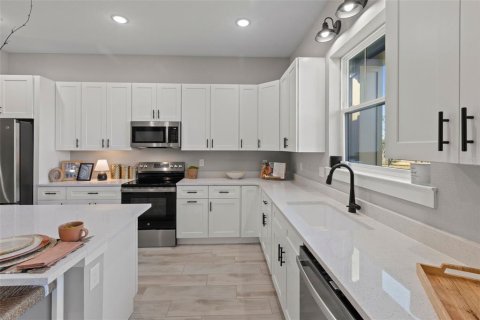Casa en venta en Ocala, Florida, 3 dormitorios, 170.38 m2 № 1735502 - foto 28