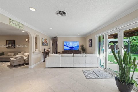 Купить виллу или дом в Майами-Лейкс, Флорида 4 спальни, 195.09м2, № 2050143 - фото 6