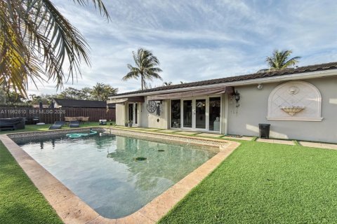 Купить виллу или дом в Майами-Лейкс, Флорида 4 спальни, 195.09м2, № 2050143 - фото 26