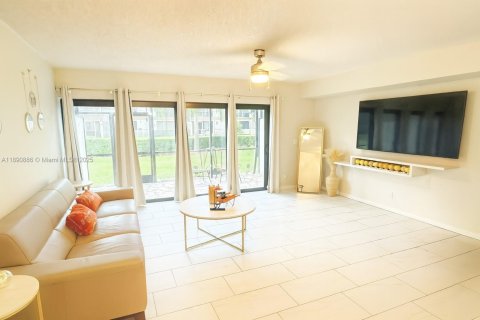 Townhouse in Davie, Florida 3 bedrooms, 123.37 sq.m. № 1944916 - photo 6