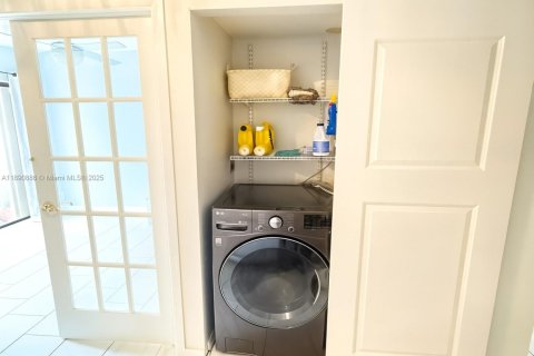 Townhouse in Davie, Florida 3 bedrooms, 123.37 sq.m. № 1944916 - photo 9