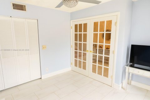 Townhouse in Davie, Florida 3 bedrooms, 123.37 sq.m. № 1944916 - photo 8