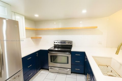 Townhouse in Davie, Florida 3 bedrooms, 123.37 sq.m. № 1944916 - photo 3