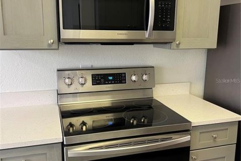 Copropriété à louer à Orlando, Floride: 2 chambres, 99.13 m2 № 2155901 - photo 12