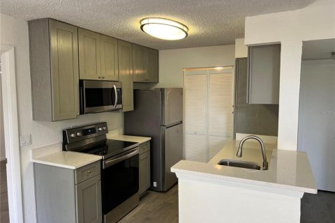Copropriété à louer à Orlando, Floride: 2 chambres, 99.13 m2 № 2155901 - photo 9