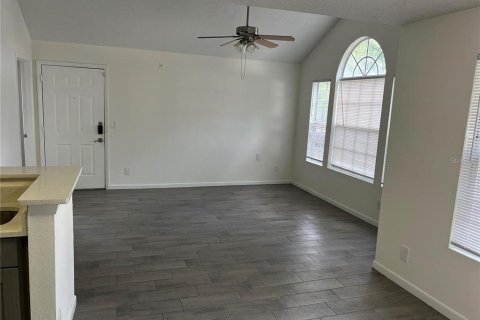 Copropriété à louer à Orlando, Floride: 2 chambres, 99.13 m2 № 2155901 - photo 3