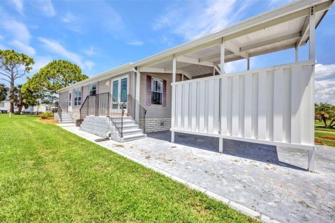Casa en venta en North Port, Florida, 3 dormitorios, 120.4 m2 № 1885241 - foto 4