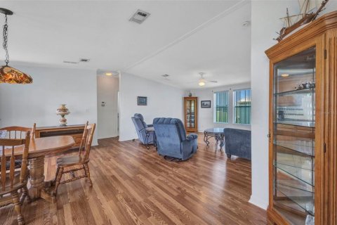 Casa en venta en North Port, Florida, 3 dormitorios, 120.4 m2 № 1885241 - foto 9