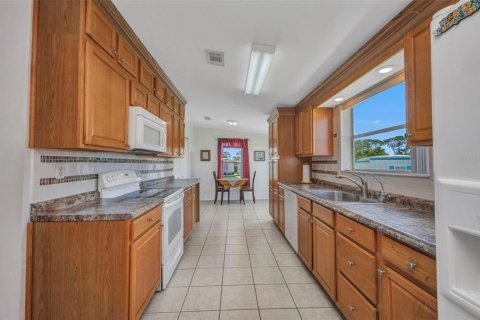 Casa en venta en North Port, Florida, 3 dormitorios, 120.4 m2 № 1885241 - foto 15