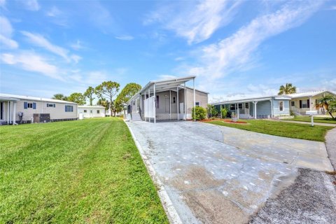 Casa en venta en North Port, Florida, 3 dormitorios, 120.4 m2 № 1885241 - foto 3