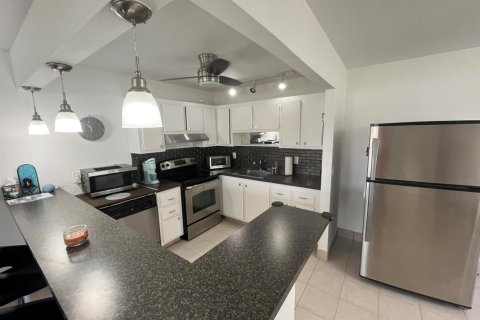 Condo in Delray Beach, Florida, 1 bedroom  № 2154008 - photo 2