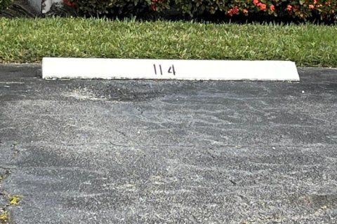 Condo in Delray Beach, Florida, 1 bedroom  № 2154008 - photo 23